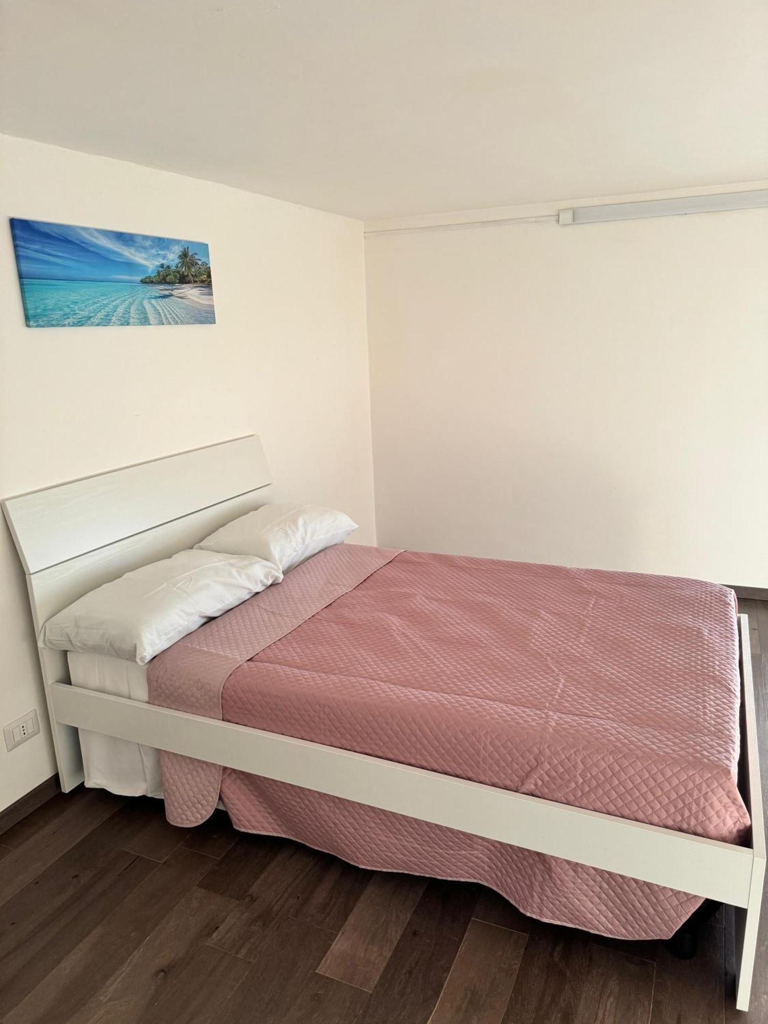 Endless Summer Apartments スカンツァーノ・イオーニコ エクステリア 写真